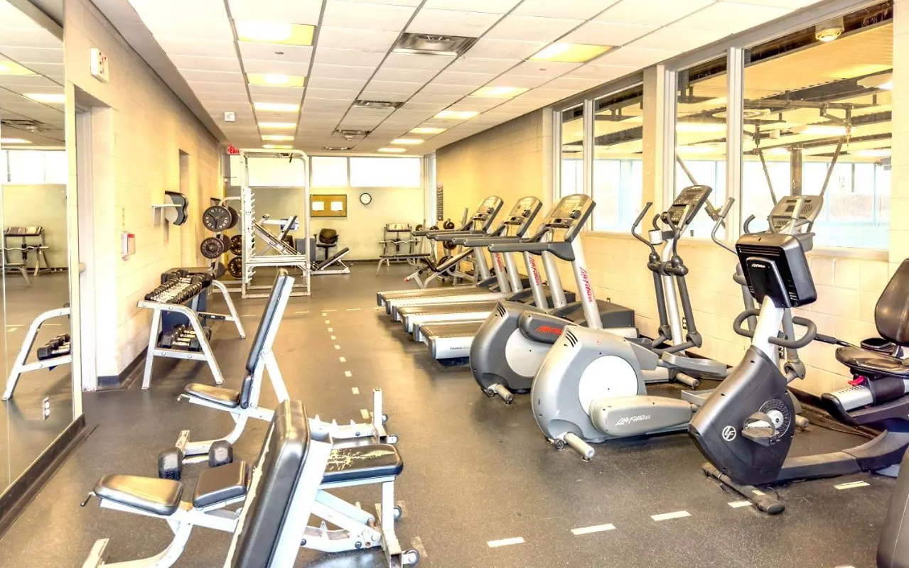 منزل للإقامة Private Double Room In Downtown Toronto, Steps To Subway & Cn Tower