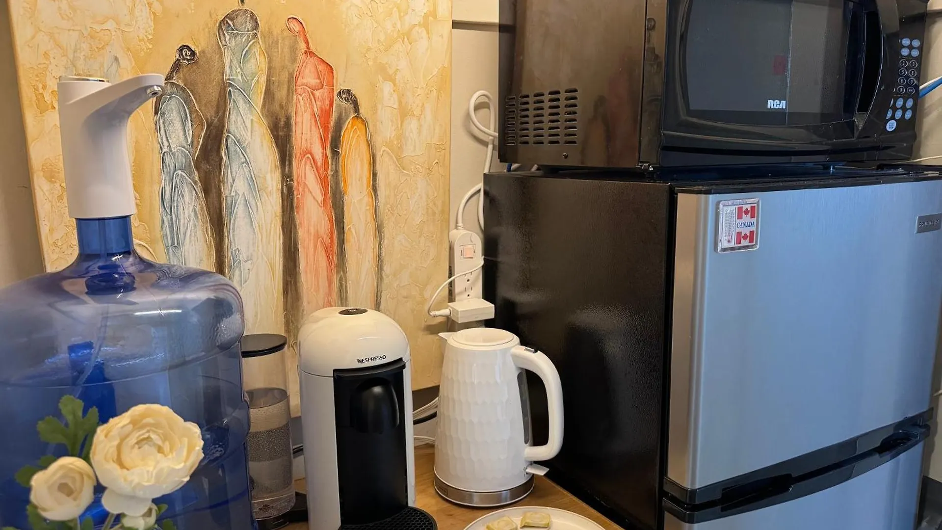 Private Double Room In Downtown Toronto, Steps To Subway & Cn Tower كندا